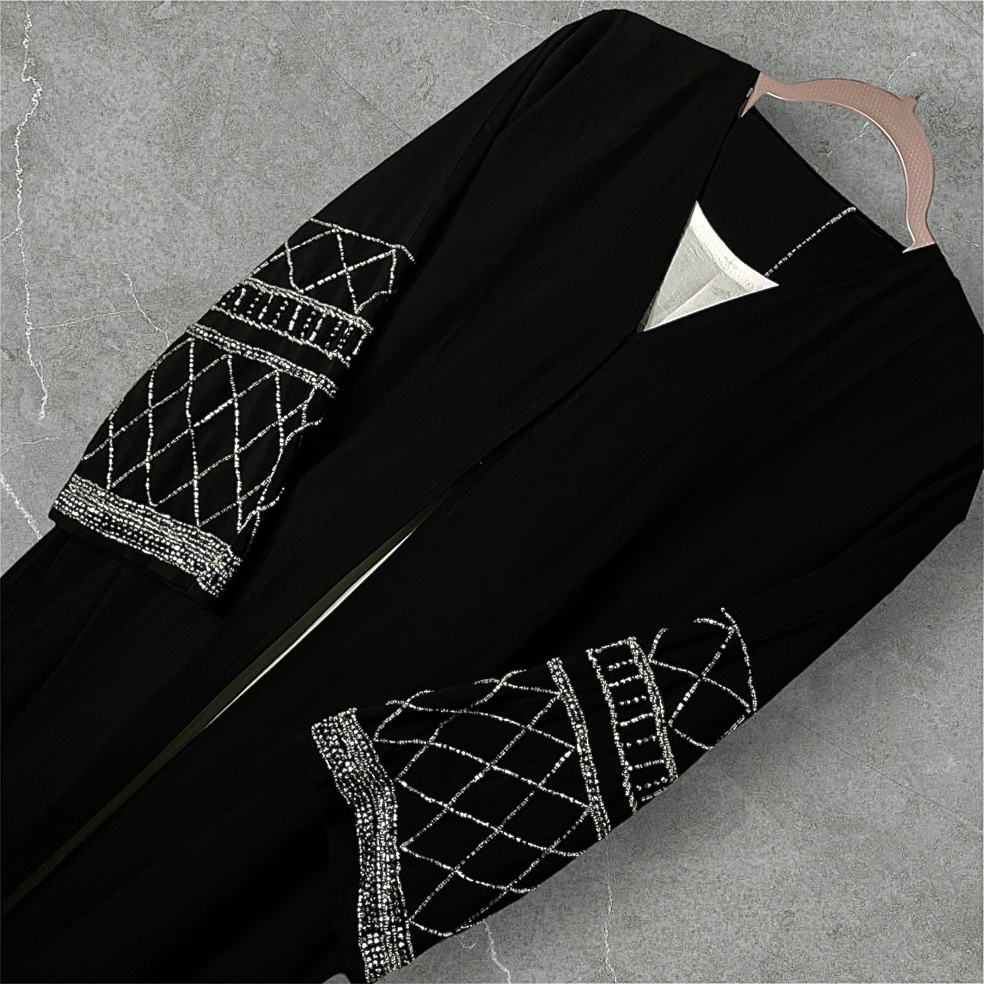 DUA ABAYA